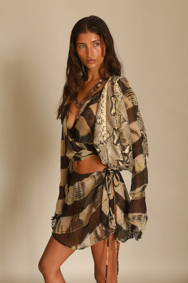 The Kyma wrap top